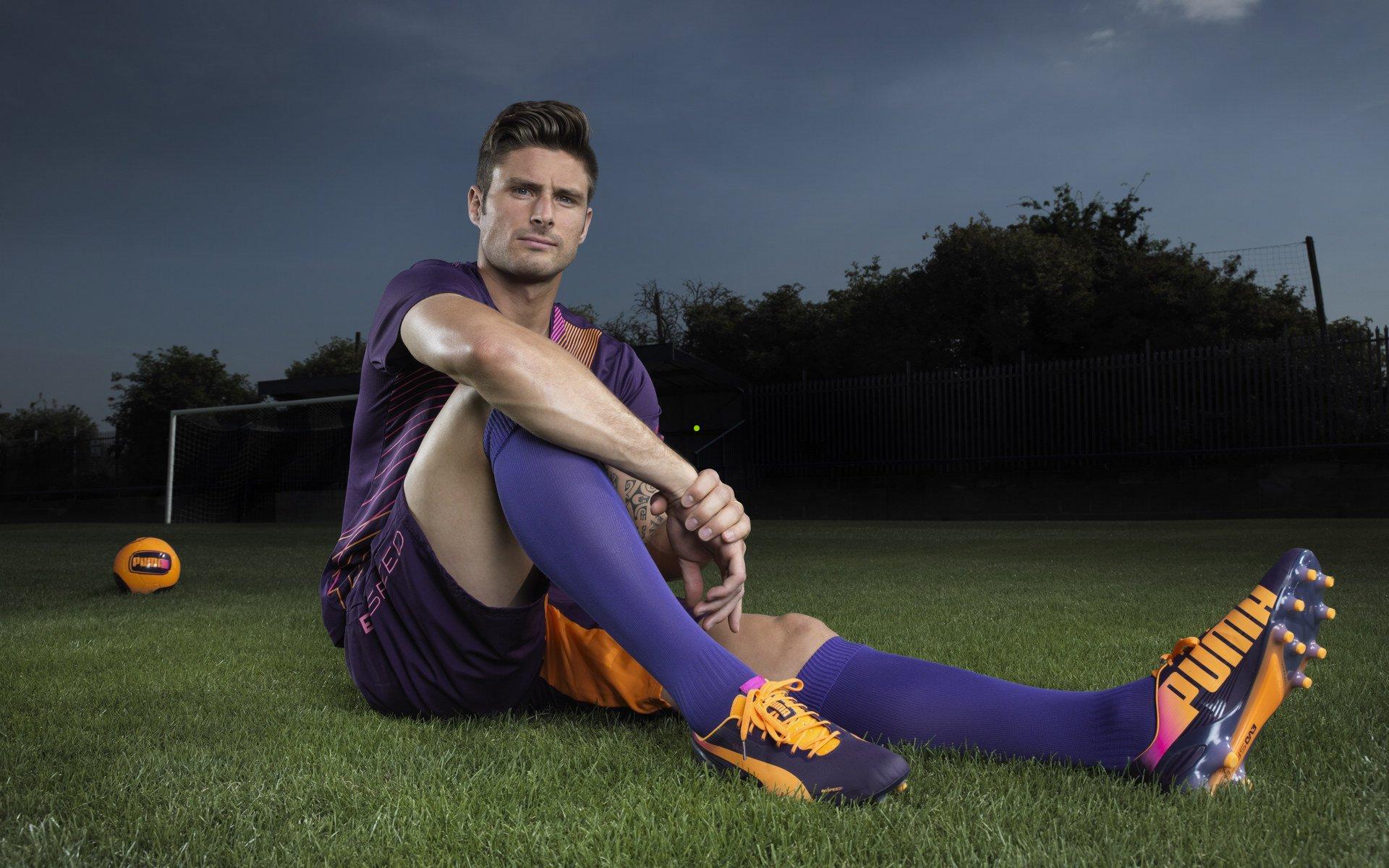 罗尔费斯专访透露，与阿隆索情谊深厚，预言其或执教皇马开启崭新纪元